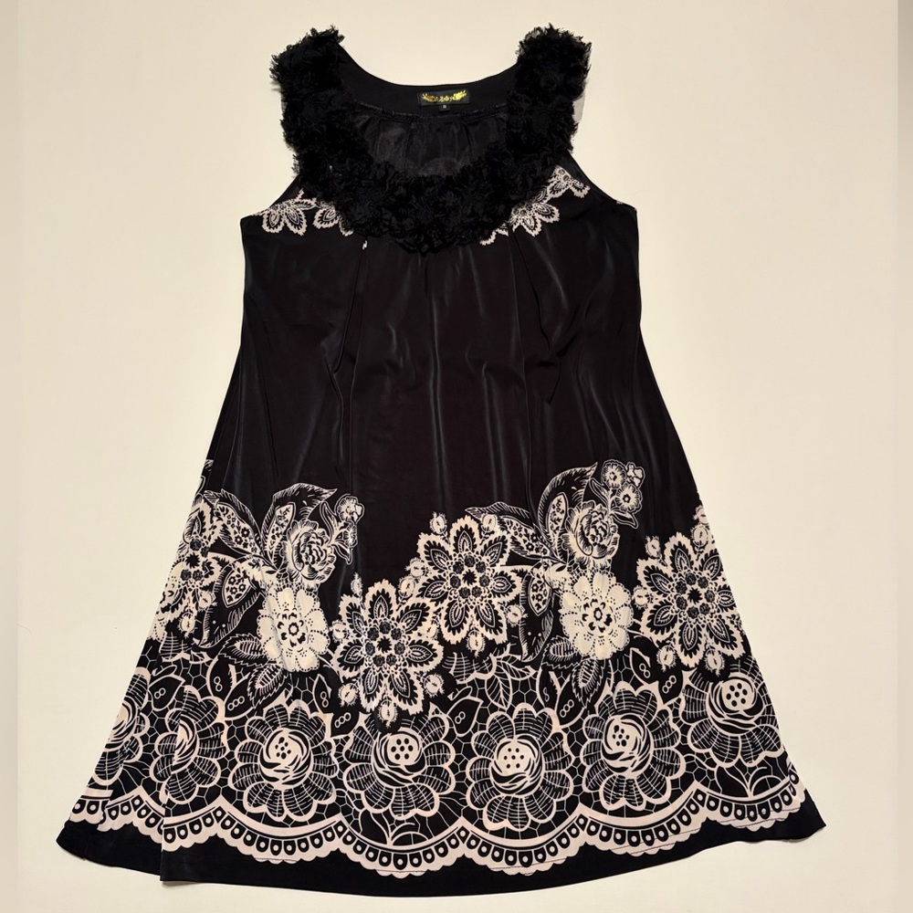 AngelEye Black and White Floral Dress